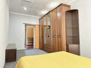 Квартира Четырехкомнатная в Центре на Островского