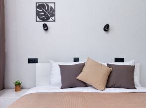 Апартаменты Уютные в Теплых Тонах