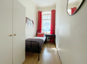 Меблированные комнаты Зефир