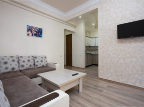On Yekmalyan Str. 1-9/2 Apartments