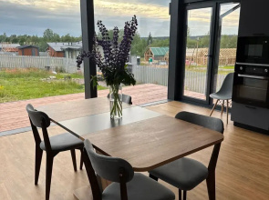 Novy Uyutny Na Beregu Michurinskogo Ozera Private house