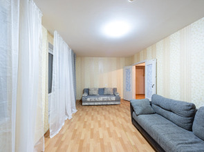 Апартаменты Двухкомнатные у ТРК Планета