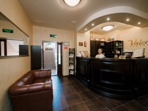 Отель Valeri Classic