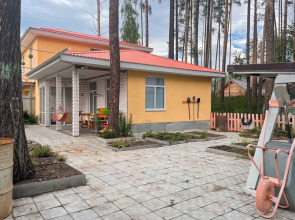 Vip S Sobstvennym Lesom Private house