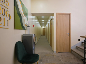 Отель Mirum Hotel