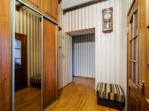 Апартаменты возле ГУМа