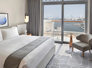 Отель Vida Creek Harbour