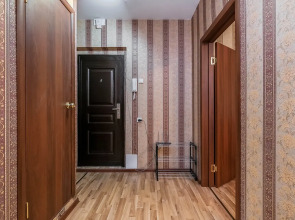 Квартира рядом с Мнтк им. Федорова и Ск Заря