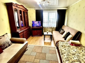 Uyutnaya Dvukhkomnatnaya Flat