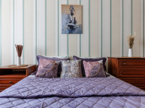 Апартаменты с 3 спальнями на Моисеенко 5 - 8 человек