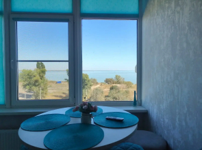 Lazurnaya Volna Apartment