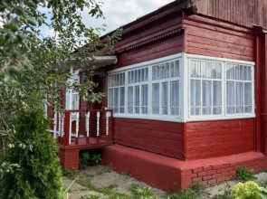 Uyutny u Reki s Baney i Chanom v Stile Provans Private house