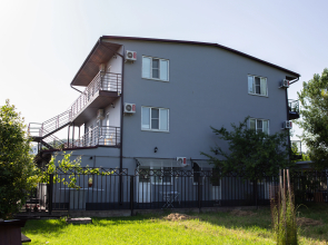 Dom Dobry 44 Guest House