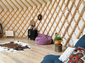 Частный дом Юрта среди сосен