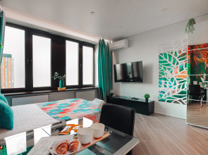 Апартаменты Lalapart Tropikana с ярким ремонтом на 30 этаже небоскреба Савеловский Сити