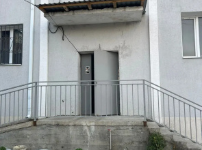 Flat Uyutnaya Dvukhkomnatnaya Kvartira