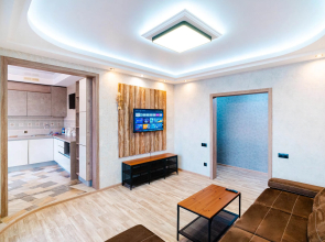Loft Delux On Maslenikova 78 Apartments
