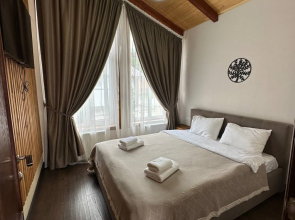 Nur House Hotel