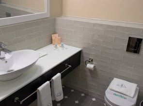 Отель Madison Ave