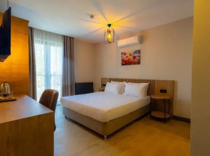 Leliko Suites Hotel