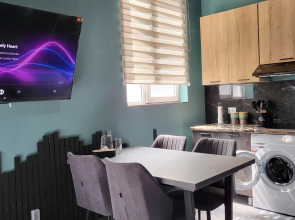 Квартира Максилан