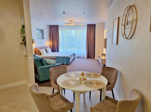 Апартаменты в Комплексе Кристалл