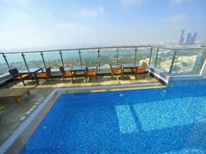 Hotel Ramada by Wyndham Abu Dhabi Corniche