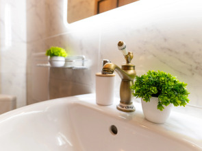 Апартаменты Евродвухкомнатные Stepanenkov на Шаумяна 30 на 3 этаже