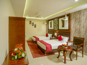 Sathyam Grand Resort Hotel