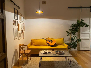 Квартира Art Tolstoy House