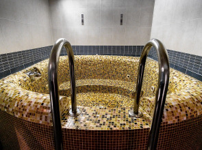 Отель Мира-Locus