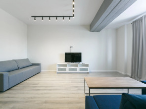 Апартаменты 3х Комнатные Gerbera Apartment