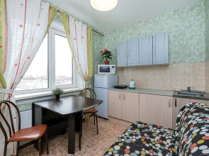 Апартаменты рядом с СК Заря Титова 238