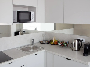 Апартаменты 4Кайф Kristall Studio с видом на море