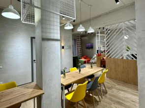 Хостел izzzi hostel Bishkek