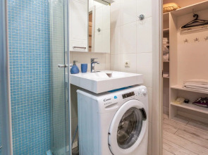 Апартаменты У Моря С Бассейном в ЖК Солнечный/28Б