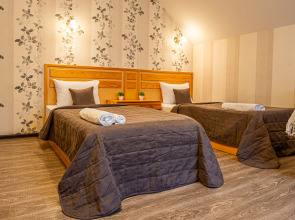 Отель  Аламат