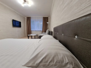 Апартаменты в центре на переулке Буянова, 4