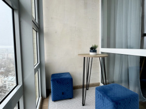 Апартаменты Синяя Студия с Панорамным Окном