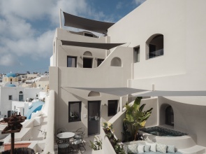 Galaria Serenity Suites Hotel