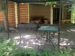 Na Ozere Private House
