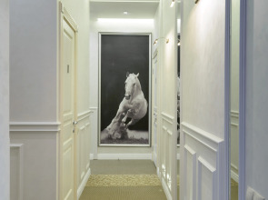 Меблированные комнаты  Серебряная лошадь