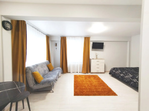 Квартира У Александровской Набережной