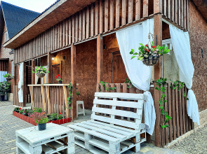 Semeyny Zagorodny Klub Otdykha Agoy-Shale Private house