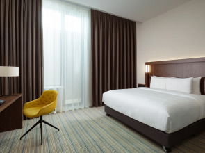 Отель Courtyard by Marriott Baku