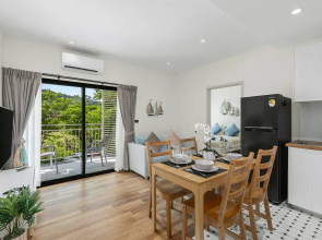 Title Halo1 2 Bedrooms Jupiter 201 Apartments