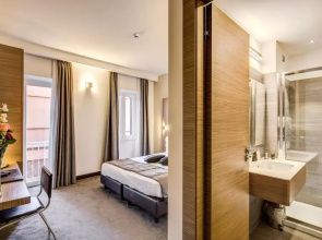 Hotel Trevi