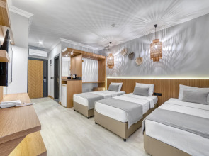 Отель Hildegard