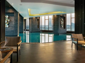 Отель Centro Westside by Rotana