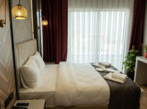 Отель Linda Port Hotel